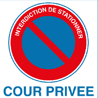 Panneau interdiction de stationner cour privée PVC